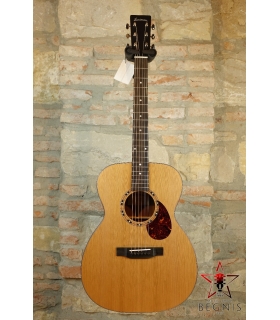 EASTMAN E2 OM CD Cedar -...