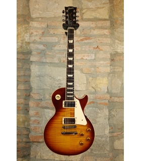 GIBSON Les Paul Standard T...